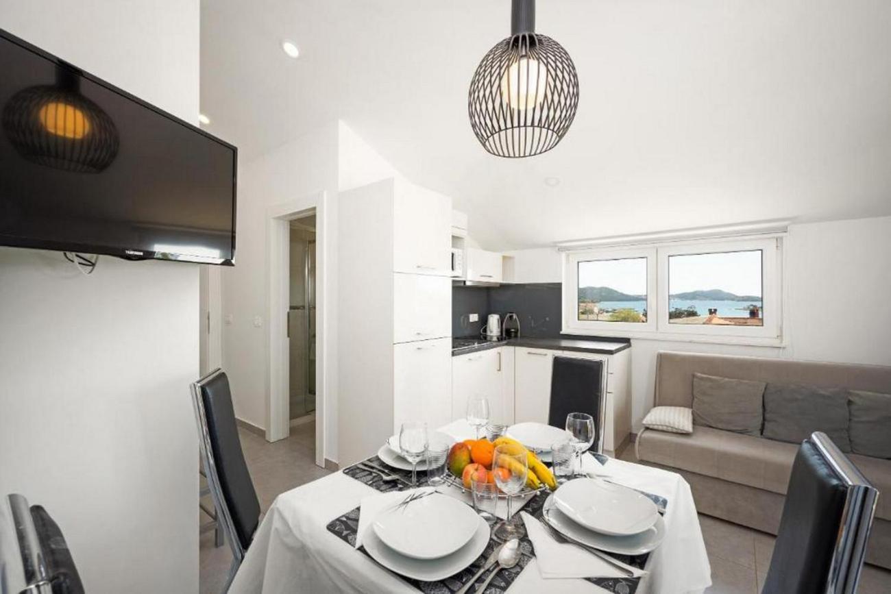Apartments Bluemare ปาโกชตาเน ภายนอก รูปภาพ
